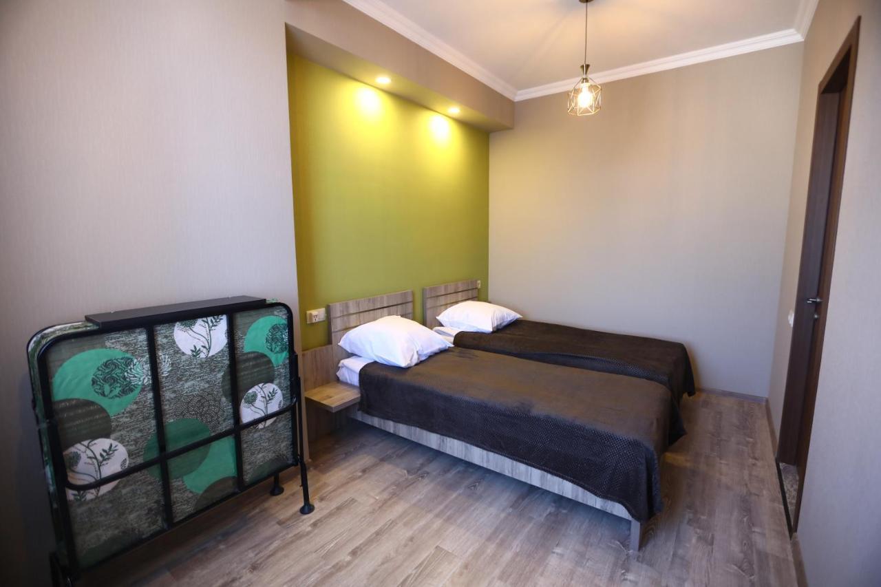 Brick House Lejlighed Tbilisi Eksteriør billede